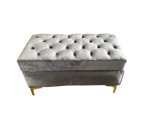 Tufted Storage Kist